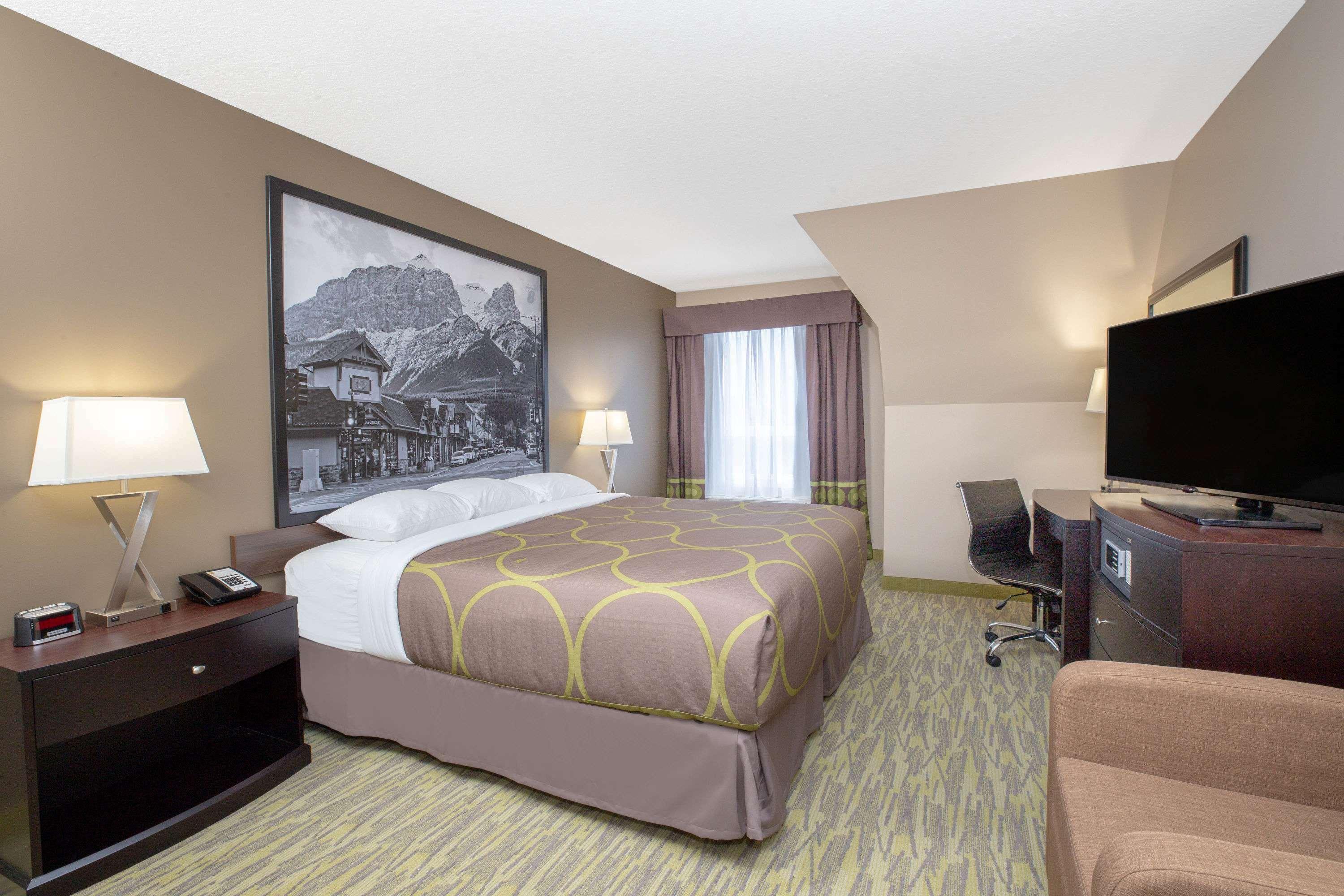 Super 8 By Wyndham Canmore Exterior foto