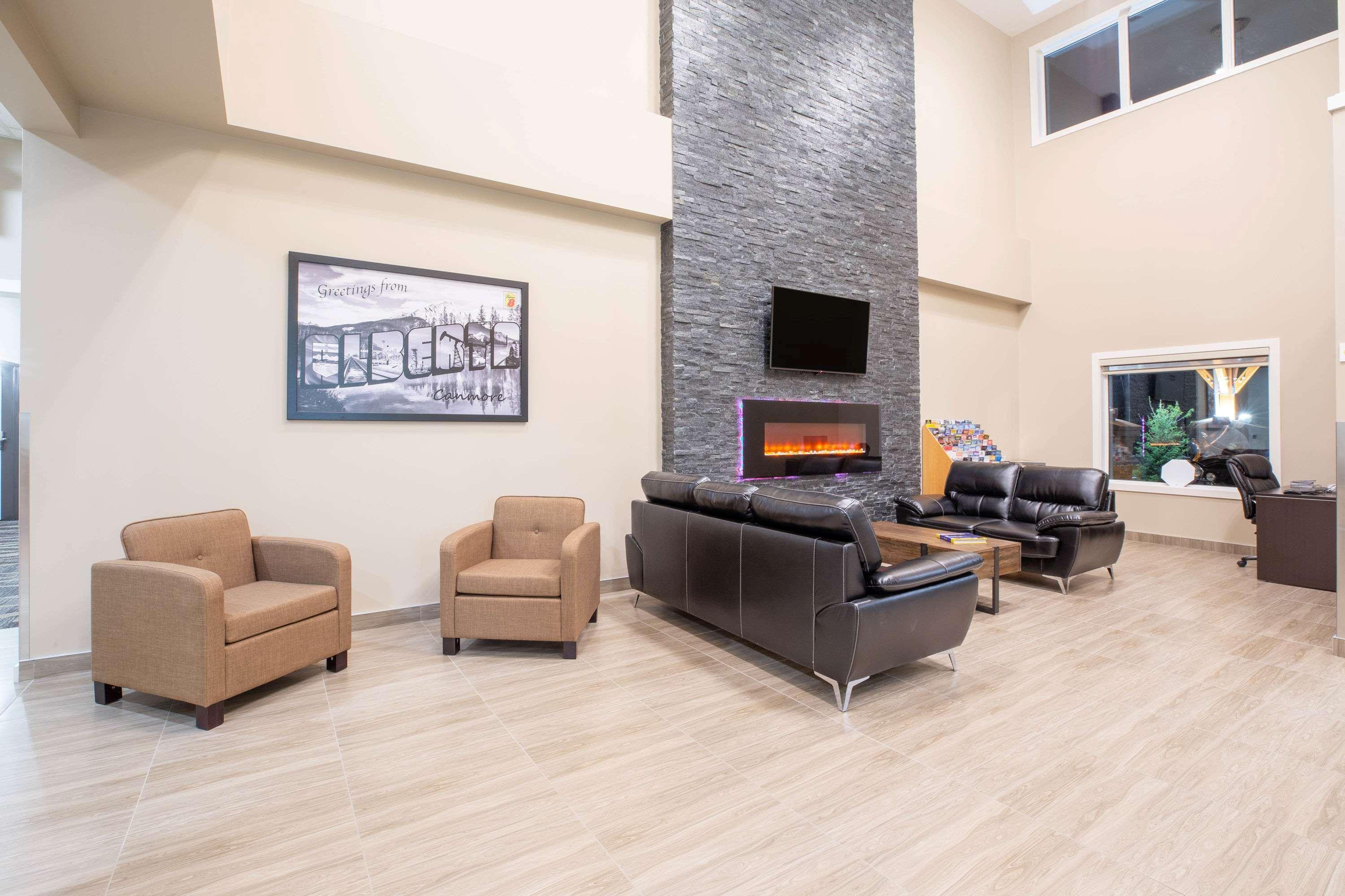 Super 8 By Wyndham Canmore Exterior foto