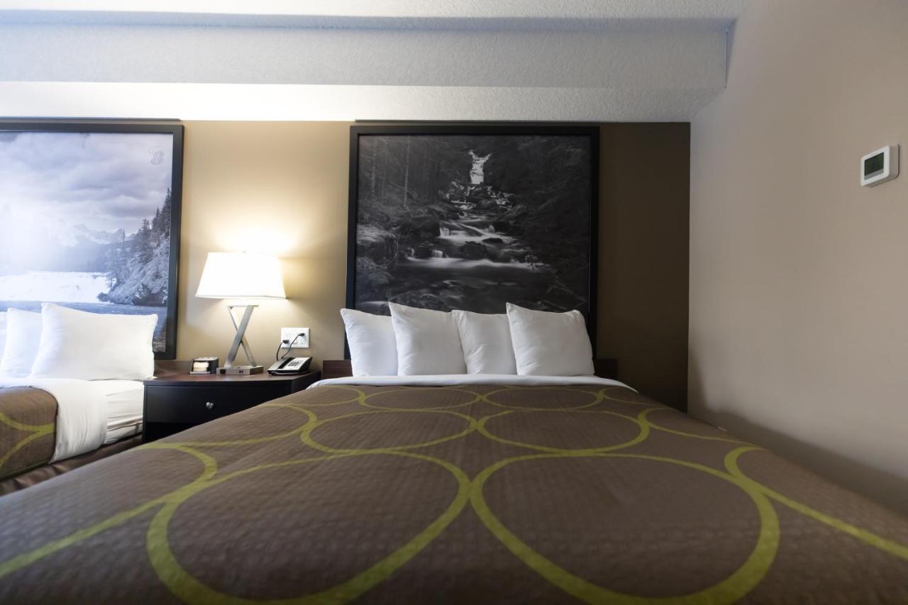 Super 8 By Wyndham Canmore Exterior foto